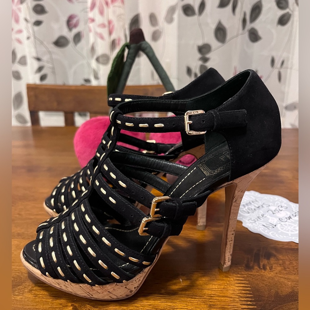 Christian Dior heels - Picture 2 of 13